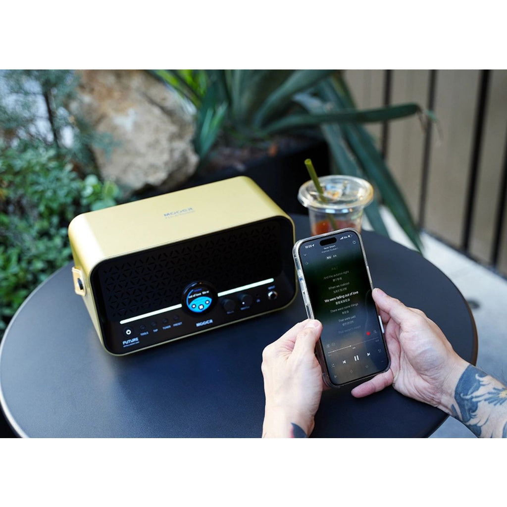 amplificatore combo per chitarra mooer f15i li vista con smartphone