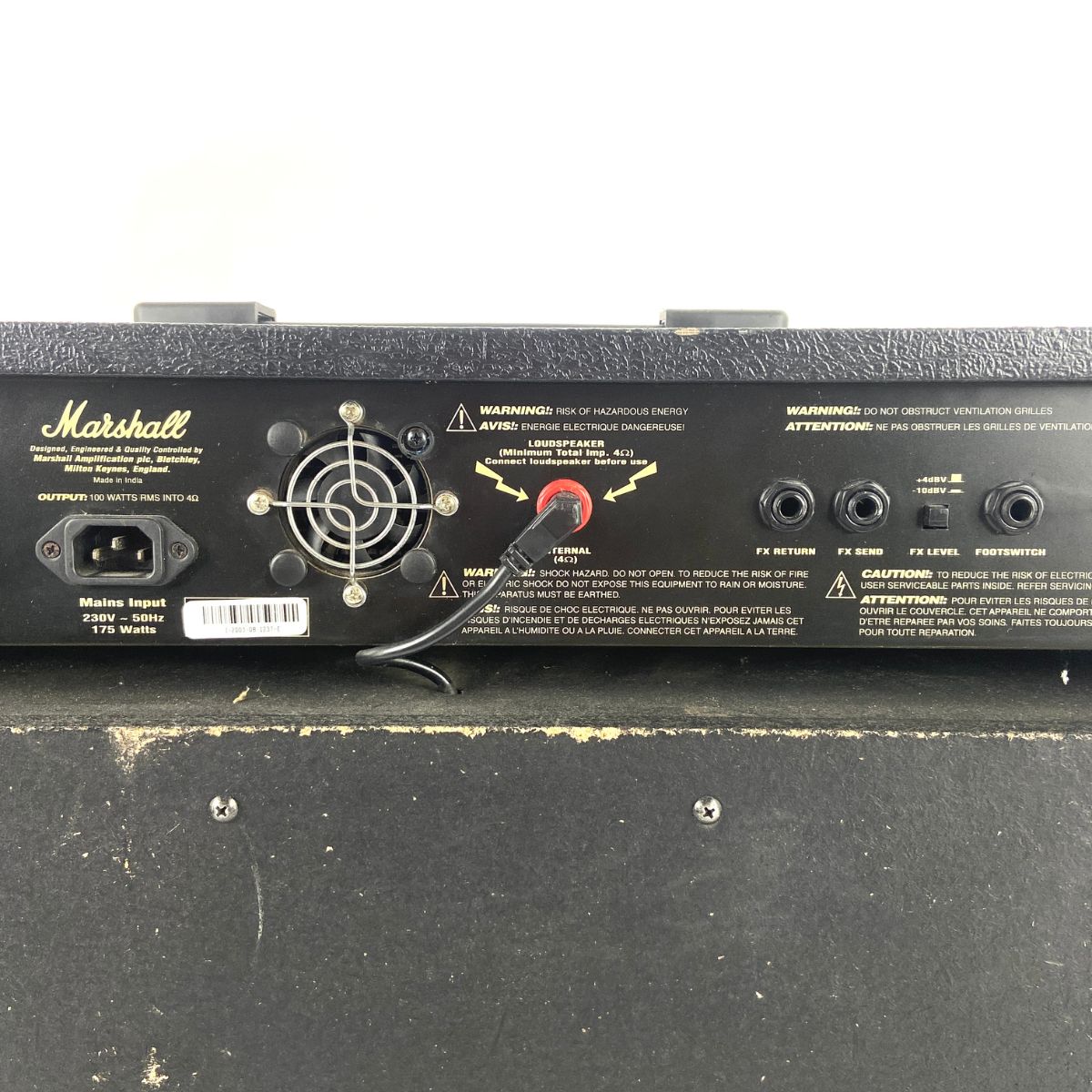 amplificatore combo per chitarra elettrica con effetti da 100WMarshall MG100DFX usato vista connessioni