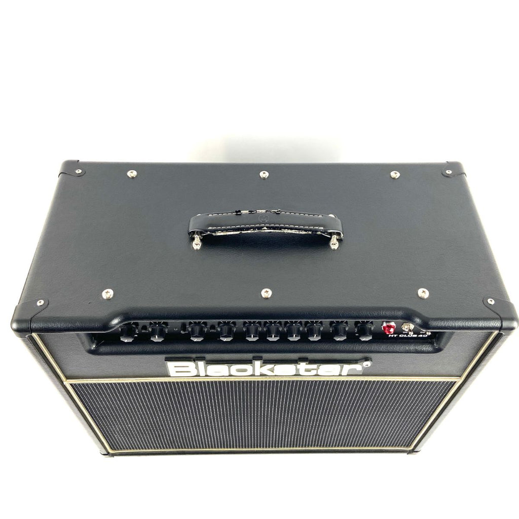 amplificatore valvolare per chitarra da 40W blackstar ht club 40 usato vista dall'alto