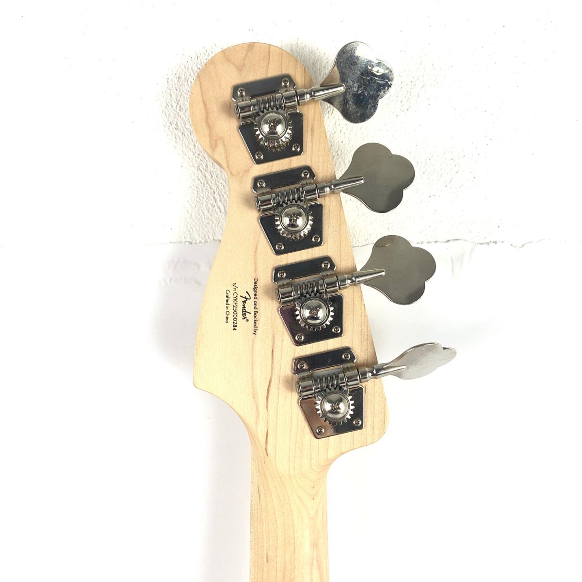 basso elettrico squier affinity precision bass nero usato vista delle meccaniche