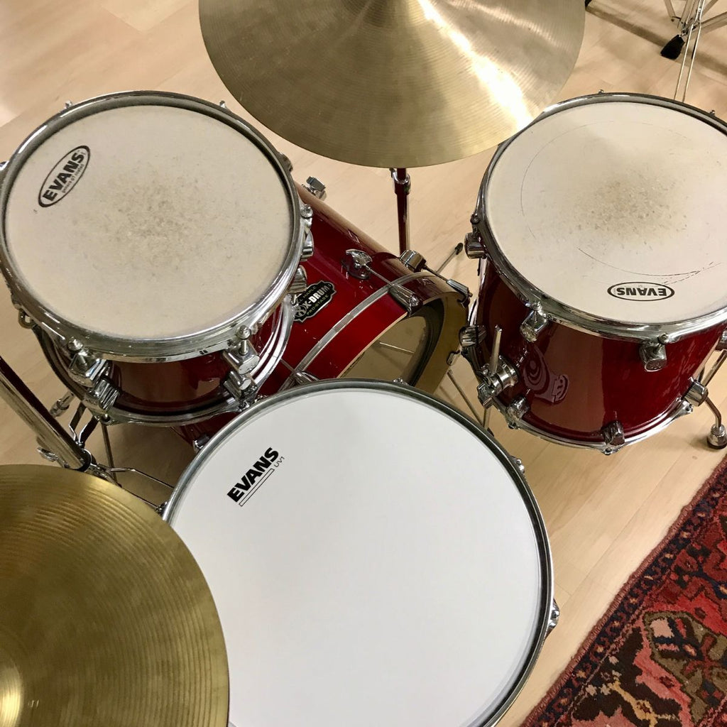 batteria acustica professionale completa di meccaniche e piatti x drum pro stage red all maple vista dall'alto