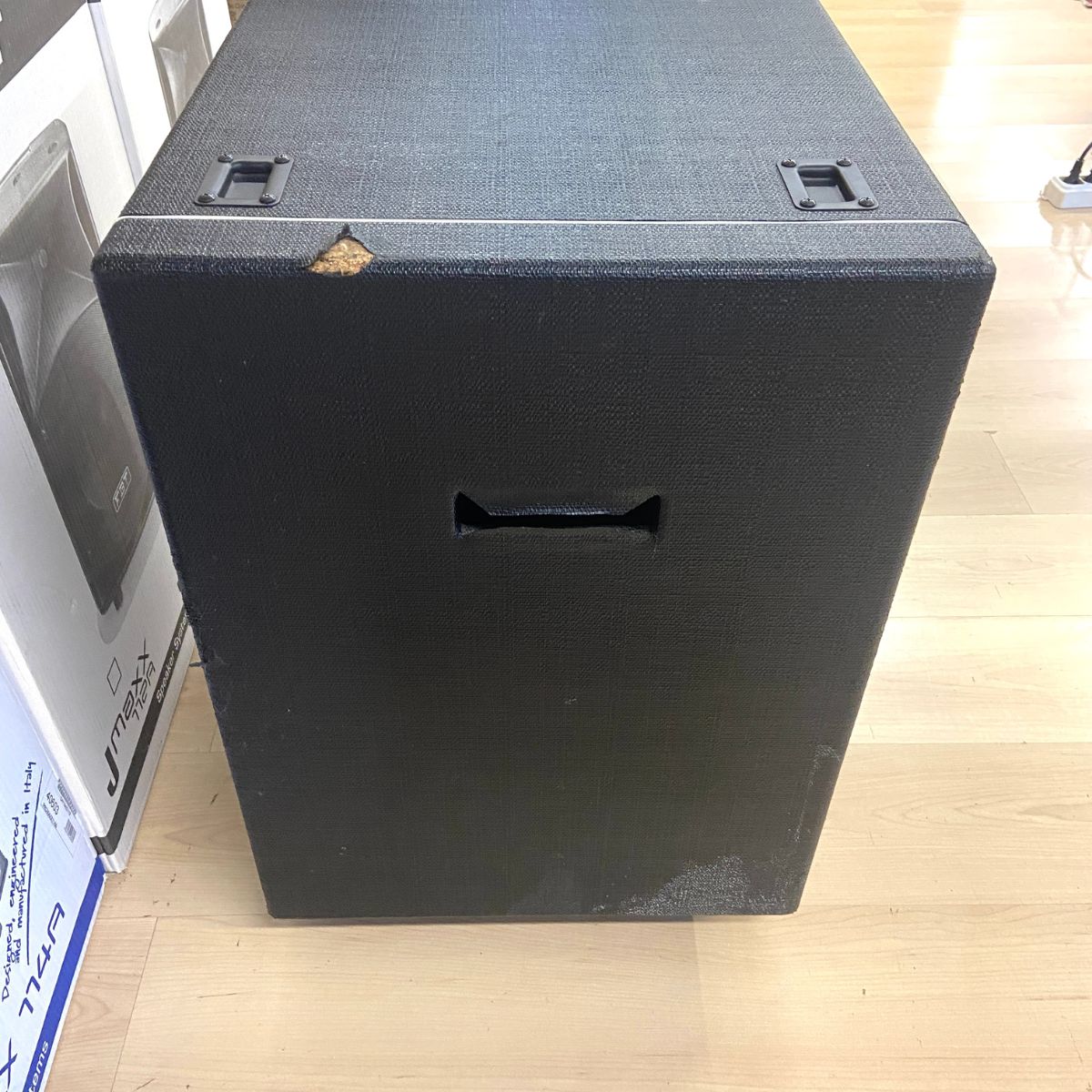 cassa per basso 4 coni hiwatt maxwatt b410 usata vista laterale dx