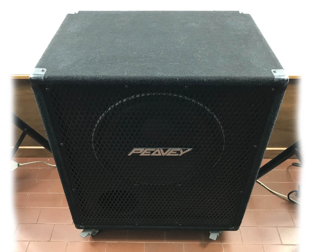 cassa per basso Peavey 115BX usata vista dall'alto