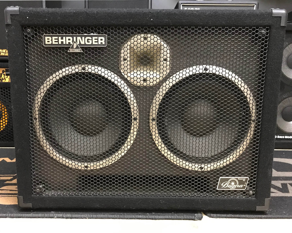 cassa per basso behringer ultrabass bb210 usata vista frontale