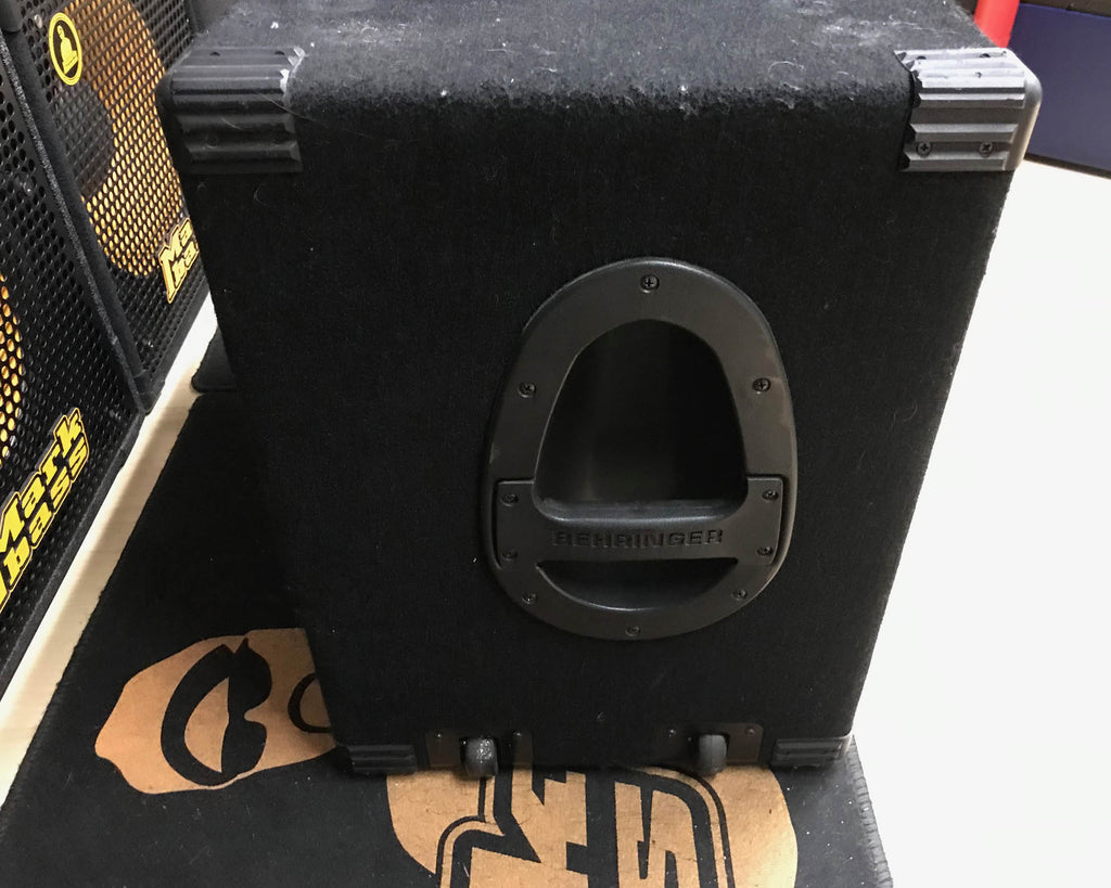cassa per basso behringer ultrabass bb210 usata vista laterale sx