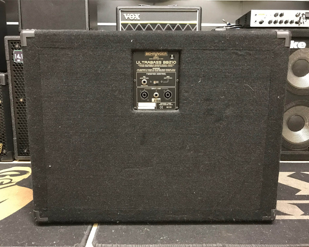 cassa per basso behringer ultrabass bb210 usata vista retro