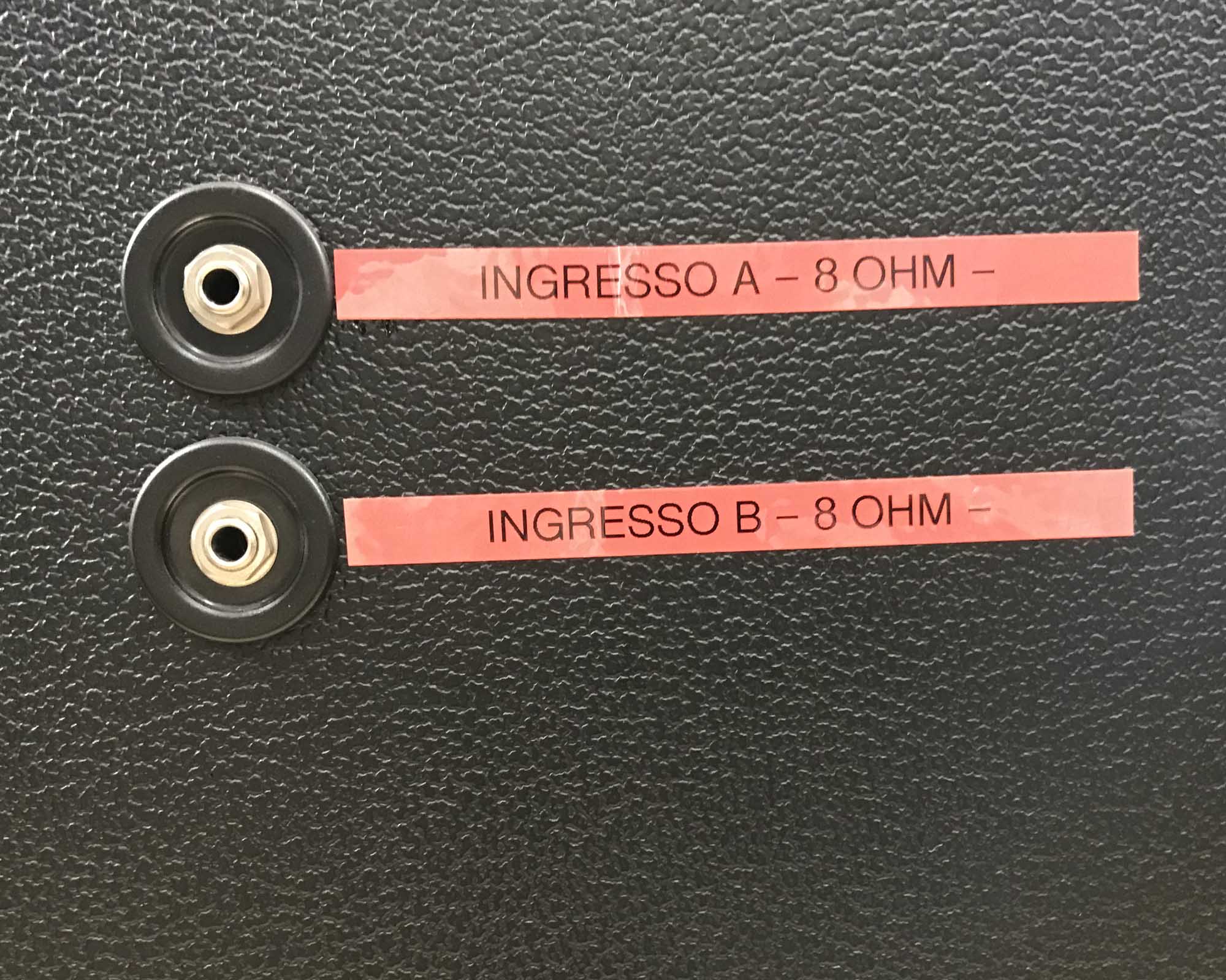cassa per chitarra peavey valveking 412 usata connessioni