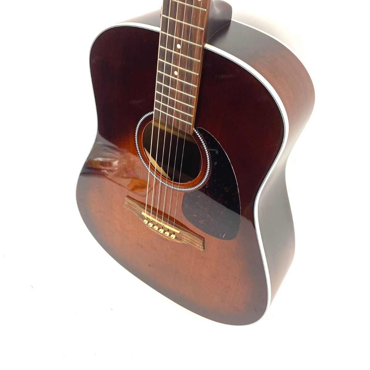 chitarra acustica professionale Seagull Maritime SWS Mahogany Burnt Umber GT QIT usata vista del corpo laterale dx