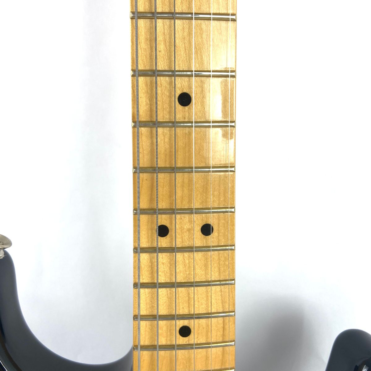 chitarra elettrica fender player strat mn blk 2022 usata vista della tastiera frontale