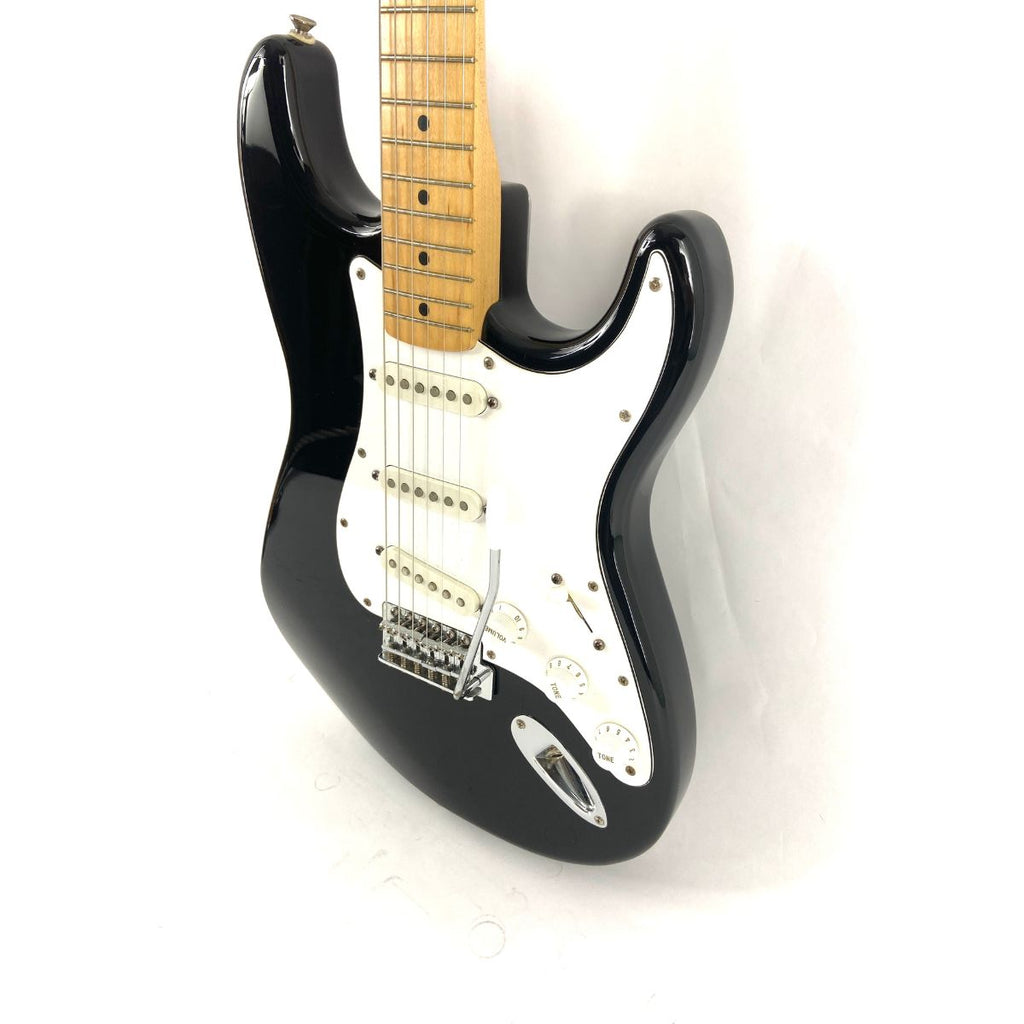 chitarra elettrica professionale Fender stratocaster standard messicana mn bk 1993 2066221 vista del corpo laterale dx