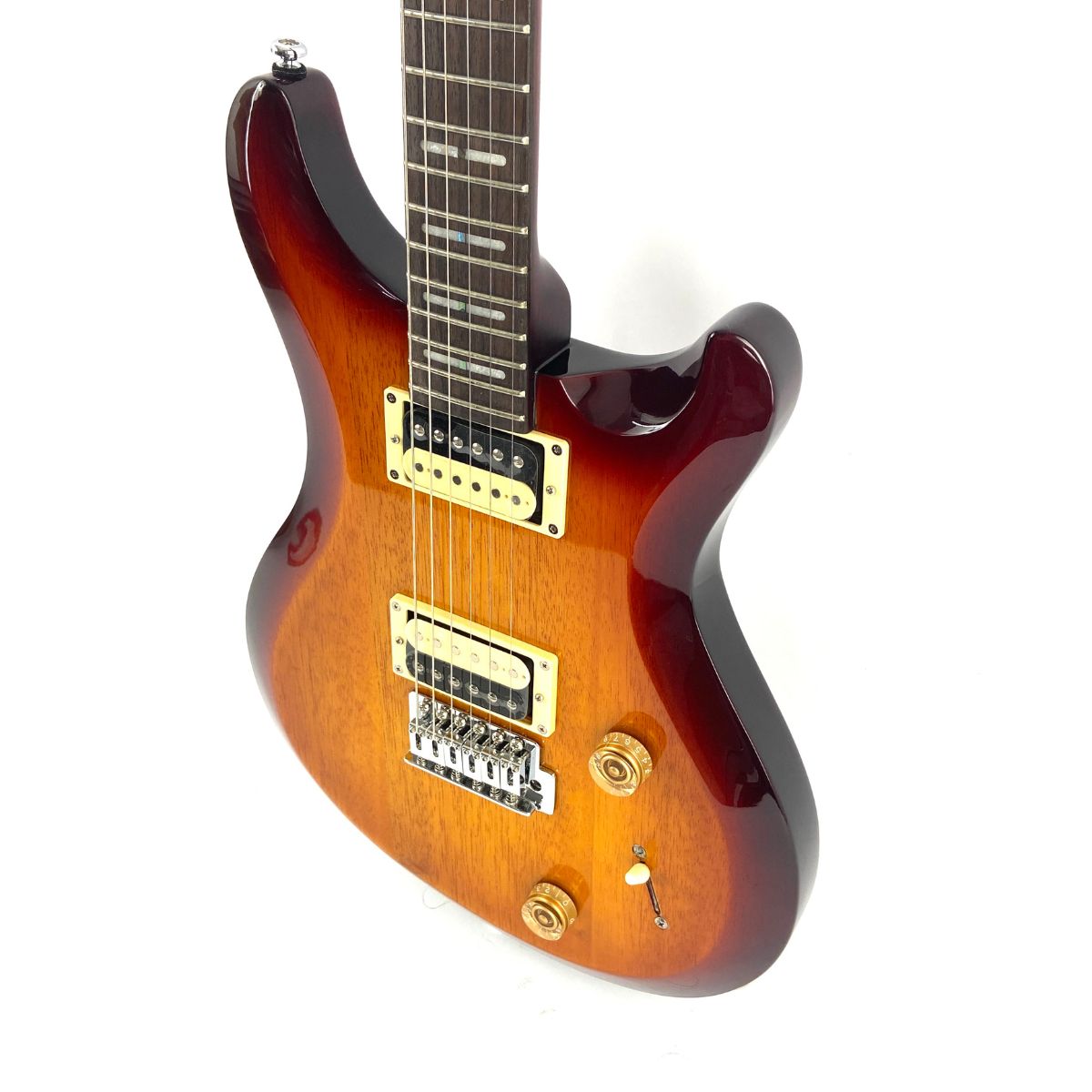 chitarra elettrica sire larry carlton q3 sunburst usata vista del corpo laterale dx