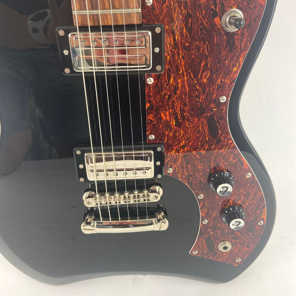 chitarra elettrica guild jetstar st black usata vista dell'elettronica