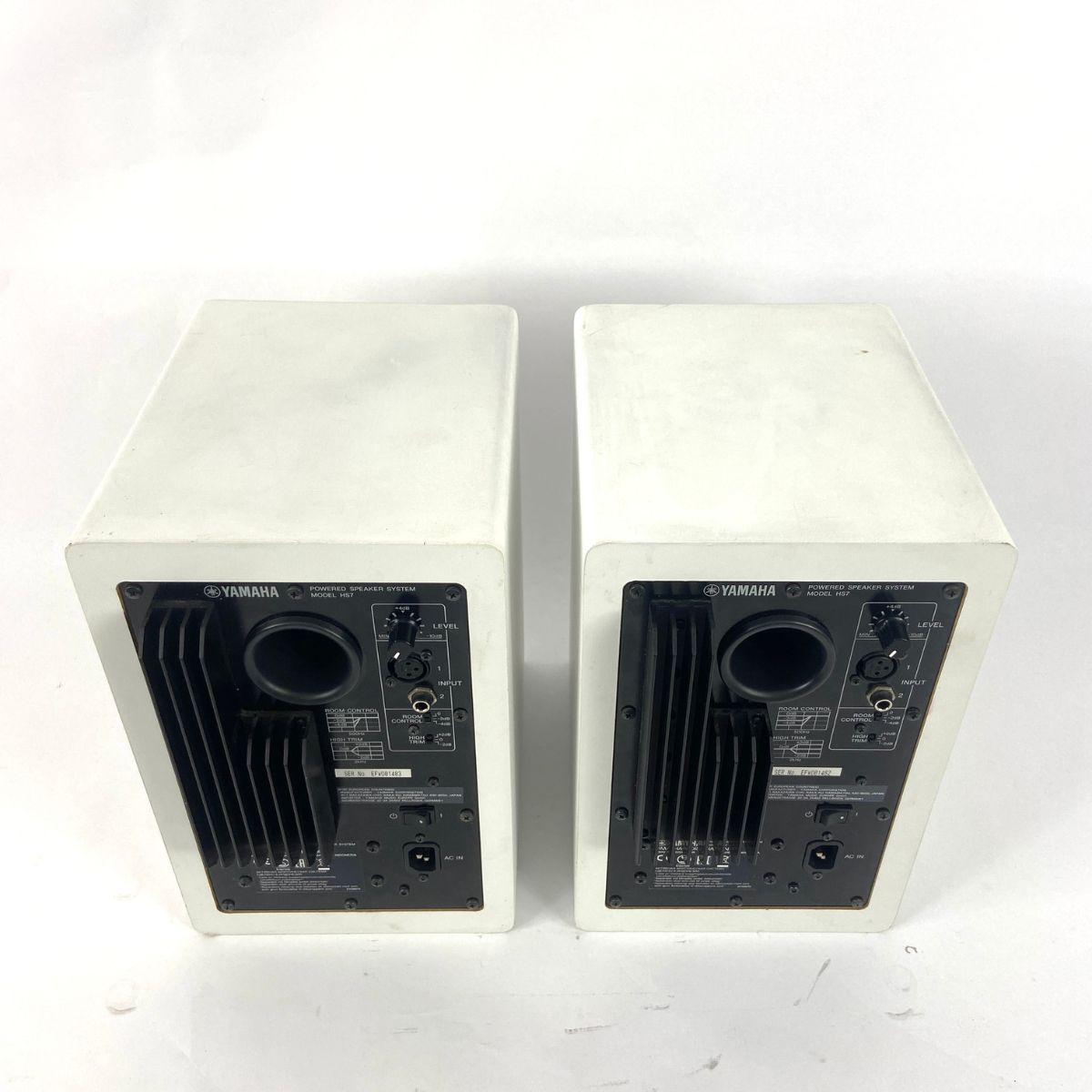 coppia monitor da studio professionali bianchi yamaha hs7 white usate vista del retro dall'alto