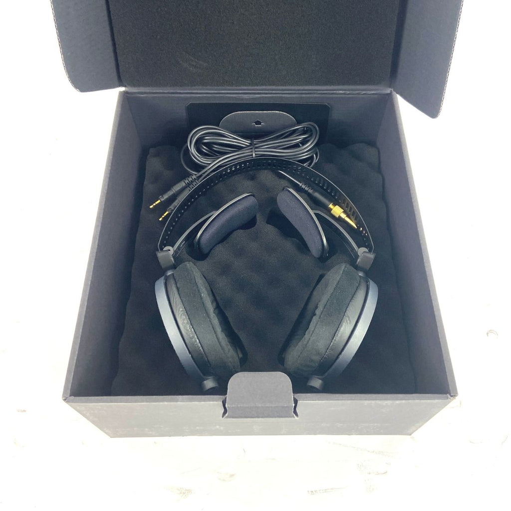 cuffia da studio professionale aperta Audio Technica ATH-R70X usata vista nella scatola