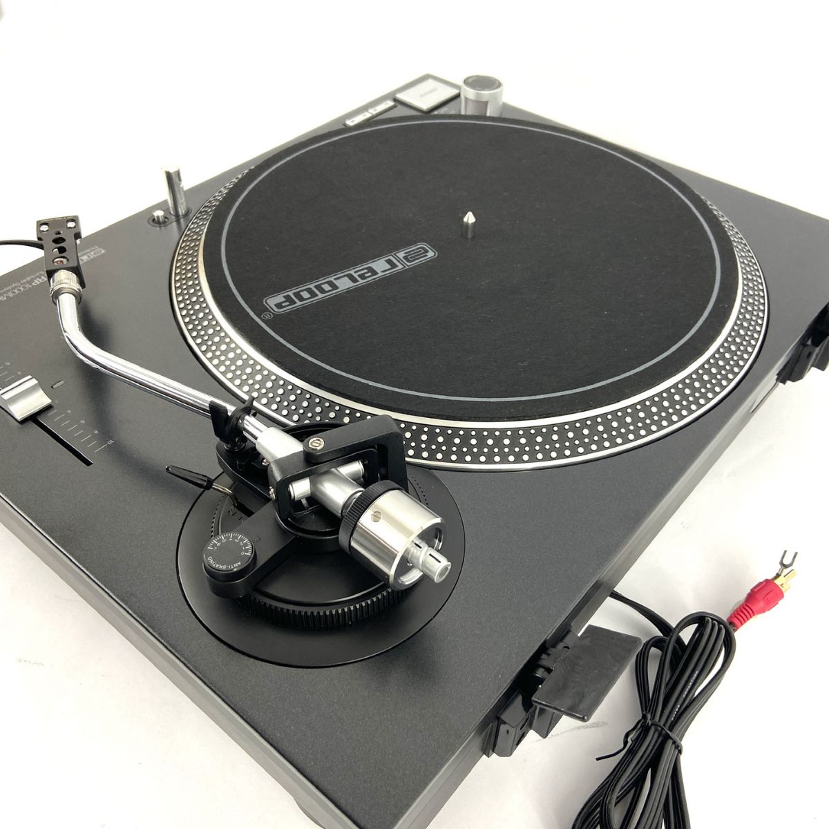 giradischi con trazione a cinghia per dj o ascolto Reloop RP-1000 MK2 ex demo vista del piatto