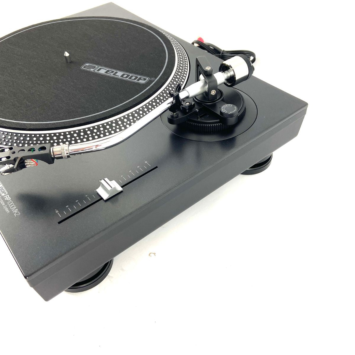 solo giradischi reloop rp-1000mk2 ex demo vista del braccio
