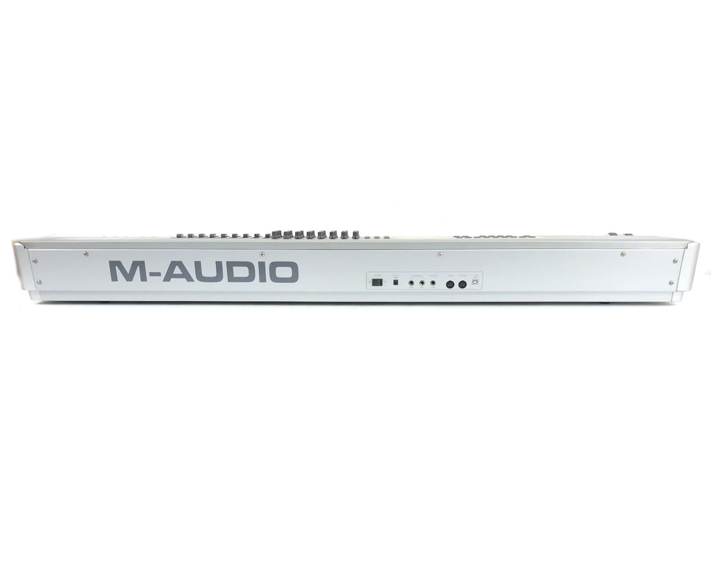 masterkeyboard M-AUDIO keystation pro 88 usata vista del retro
