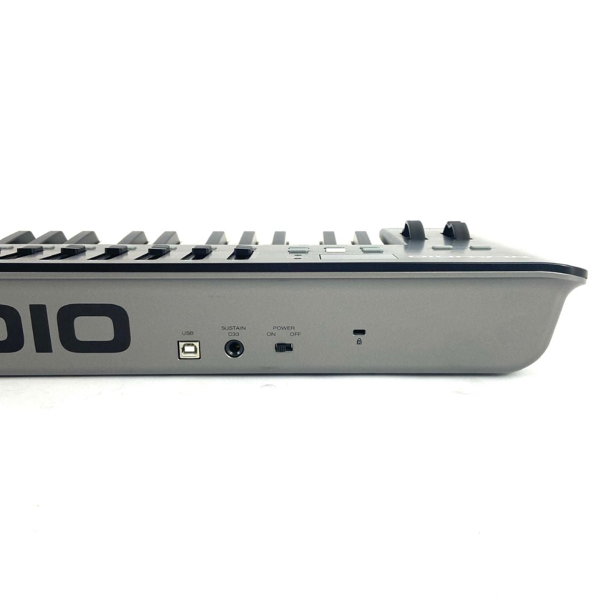 masterkeyboard controller midi USB m-audio oxygen 49 usata vista delle connessioni