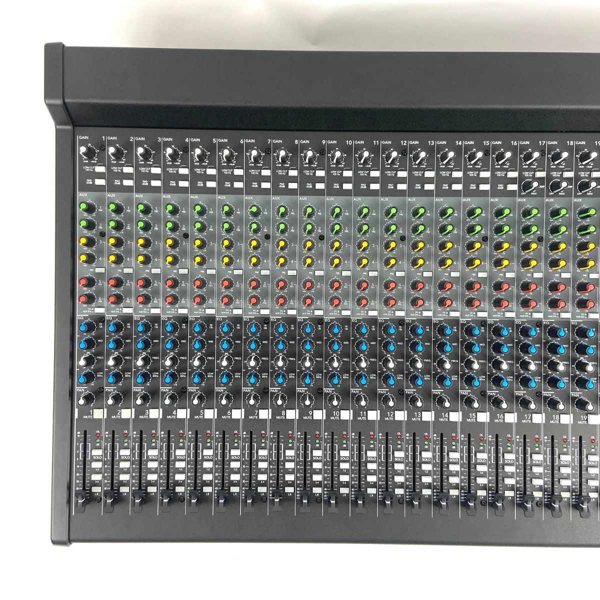 mixer professionale 24 canali mackie 2404 vlz4 ex demo vista frontale sx