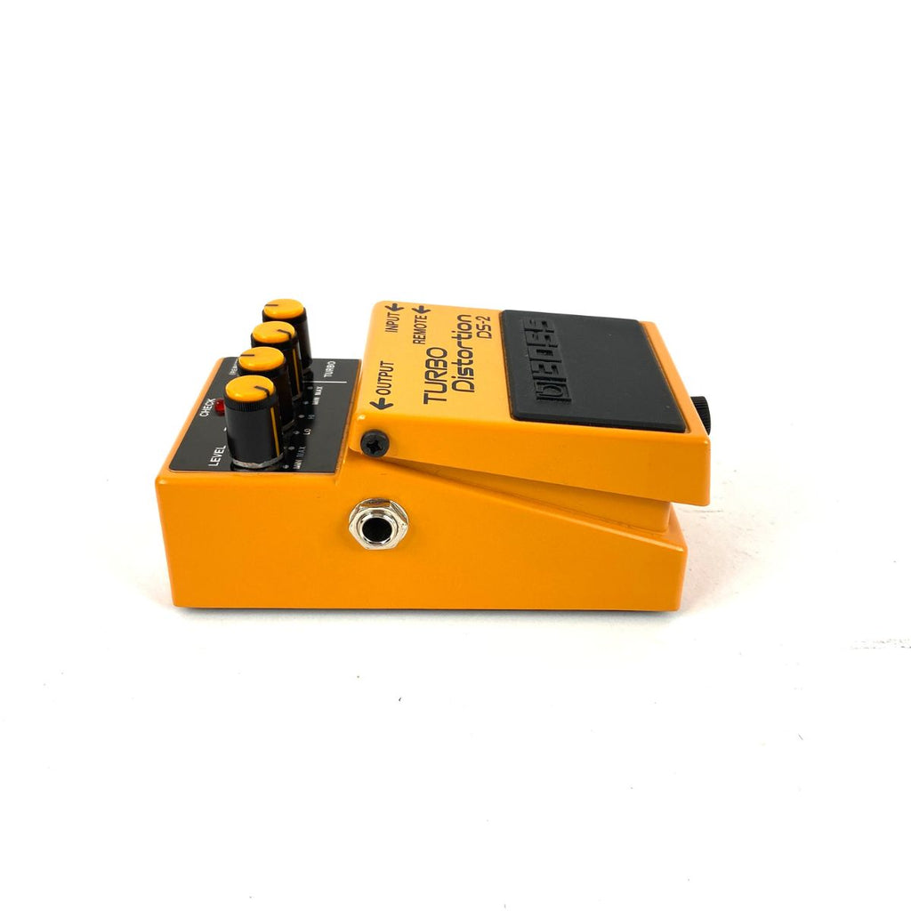 pedale effetto distorsione per chitarra elettrica boss ds-2 usato come nuovo vista laterale sx