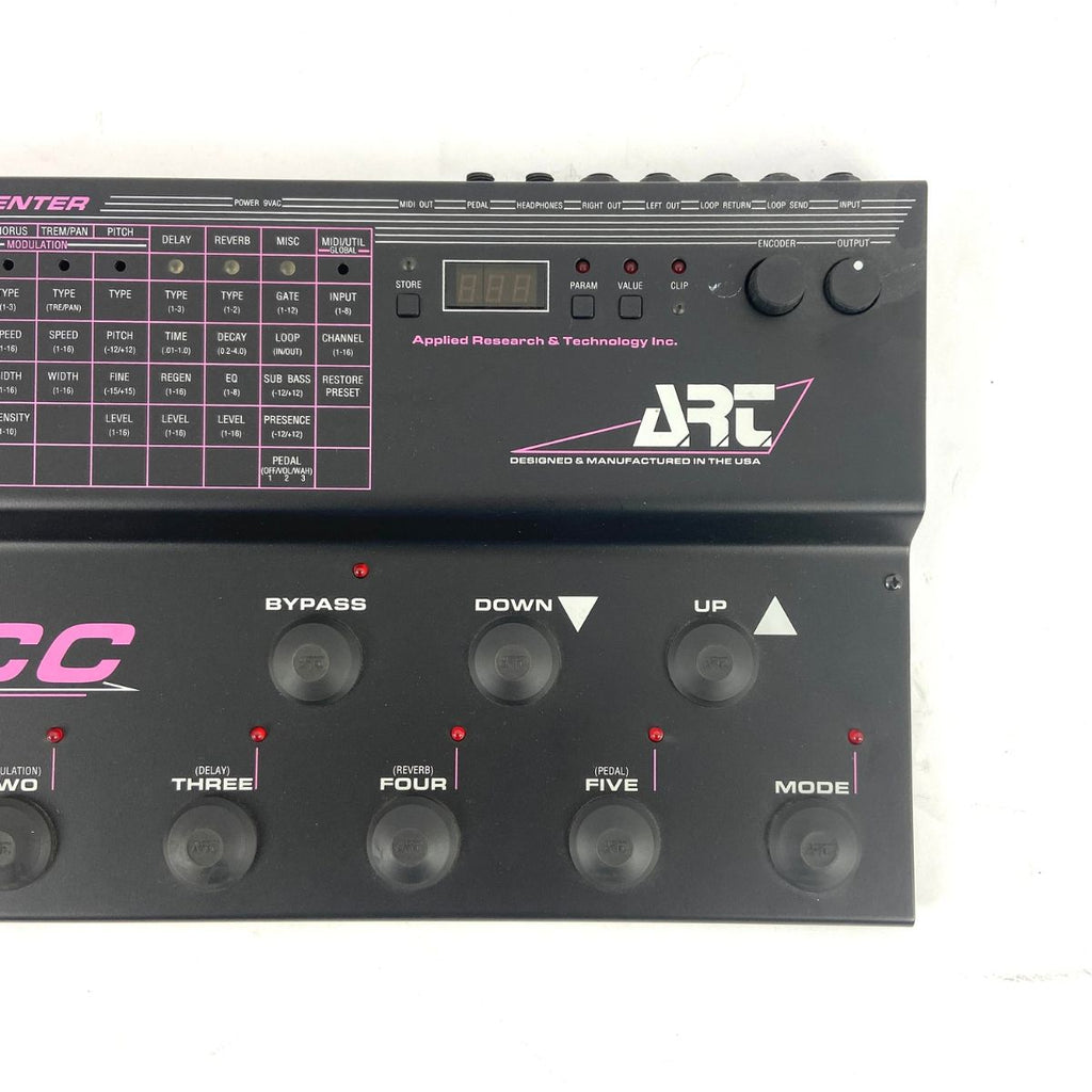 pedaliera multieffetto per basso e chitarra art bass command center bcc usata vista frontale dx