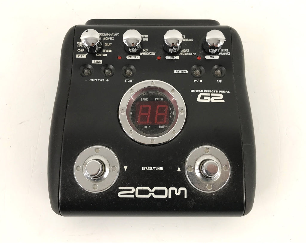 pedaliera multi effetto per chitarra zoom g2 usata vista frontale