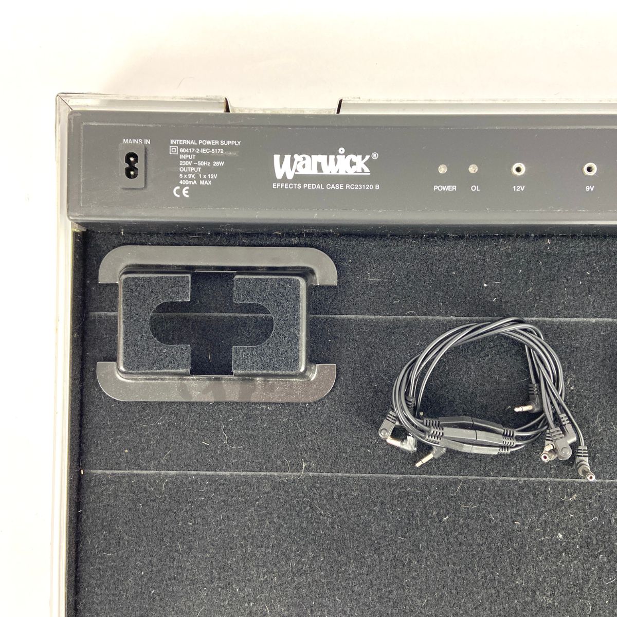 pedaliera porta pedali con case rigido e alimentazione warwick rc23120 b vista frontale sx