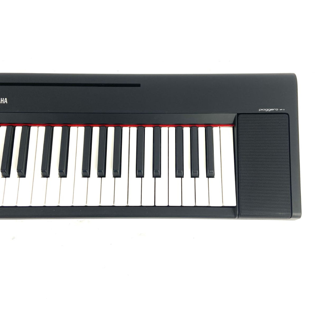 pianoforte tastiera tasti semi-pesati Yamaha Piaggero NP-15 usato vista frontale dx