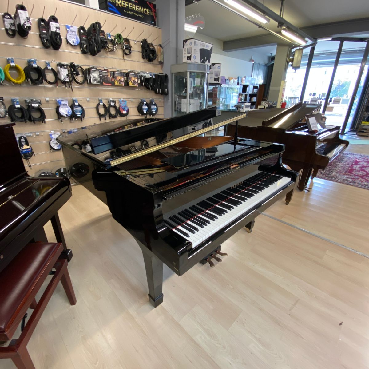 pianoforte acustico professionale a coda yamaha c3 usato 1997 matricola 5516239 vista laterale sx semiaperto