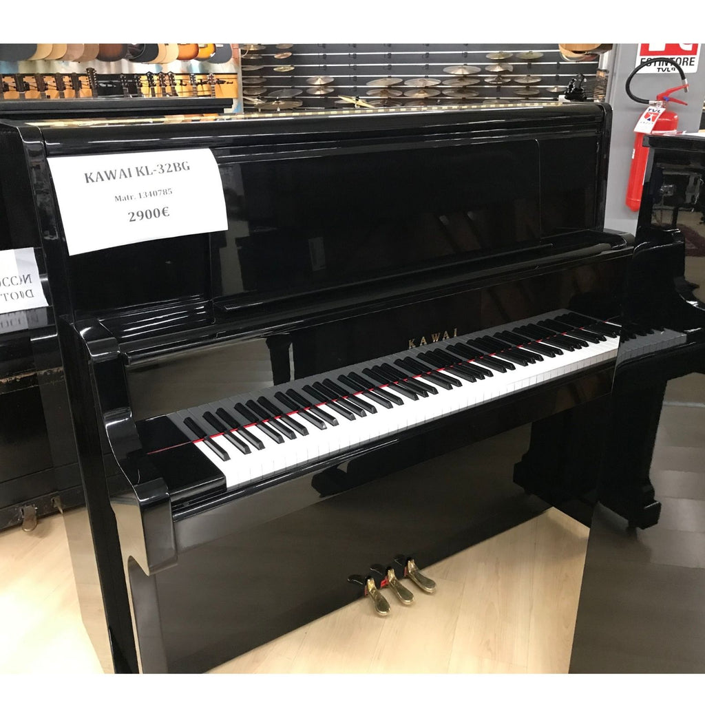pianoforte acustico verticale nuovo ricondizionato kawai KL32G vista frontale aperto