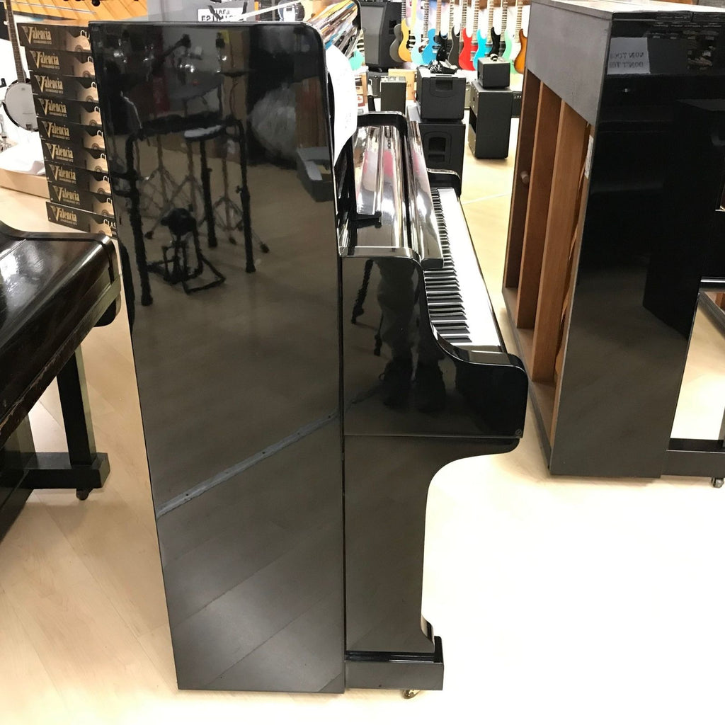 pianoforte acustico verticale nuovo ricondizionato kawai KL32G vista laterale