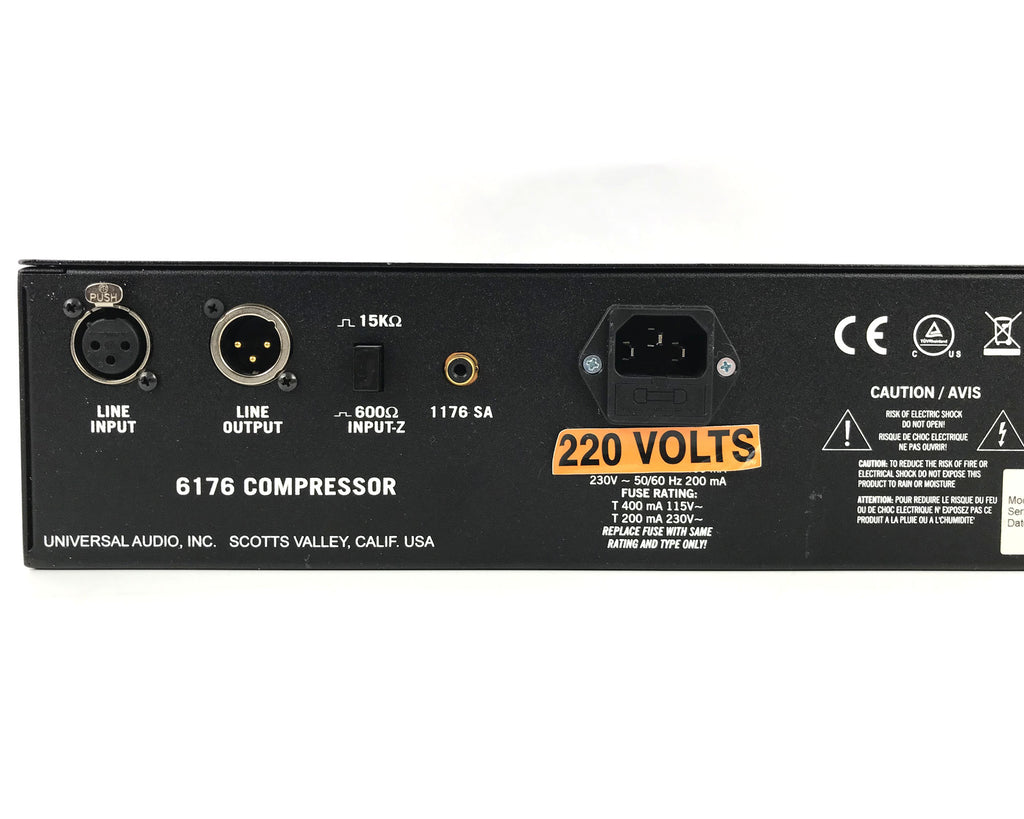 preamplificatore universal audio 6176 ex demo vista dettaglio connessioni