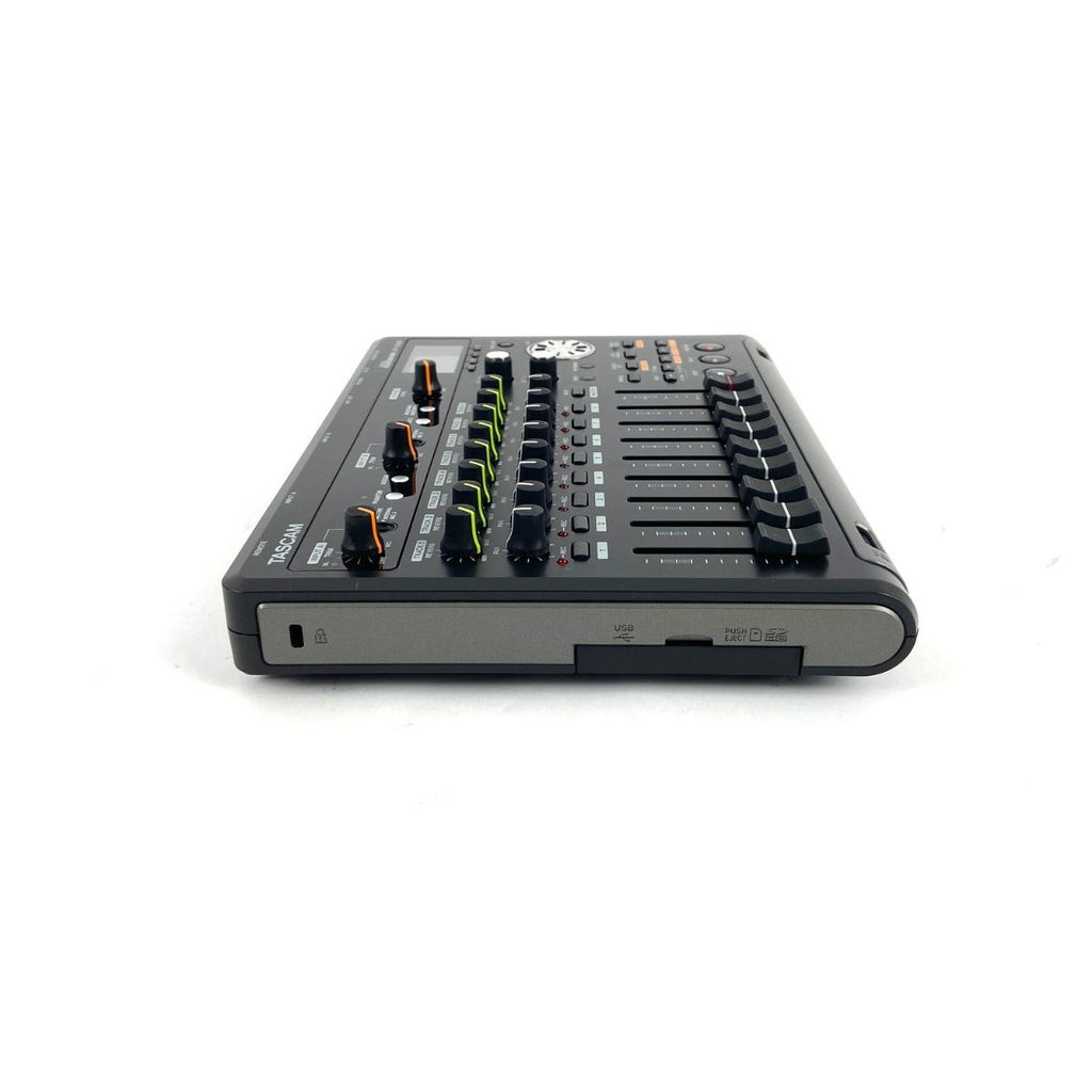 registratore digitale multitraccia portatile tascam dp03sd usato vista laterale sx