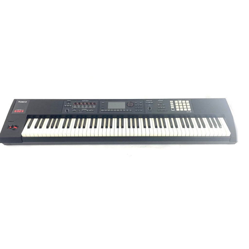 Roland FA-08 Usata vista frontale