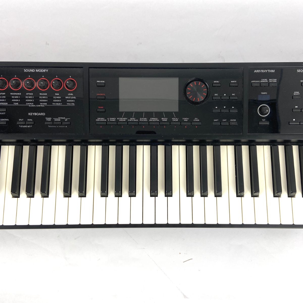 Roland FA-08 Usata vista frontale centrale