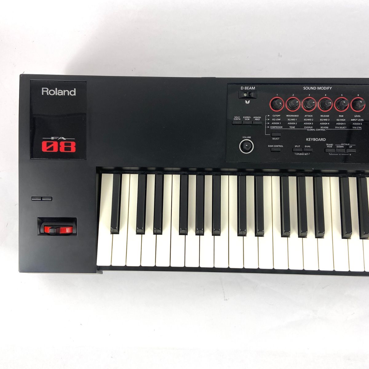 Roland FA-08 Usata vista frontale sx