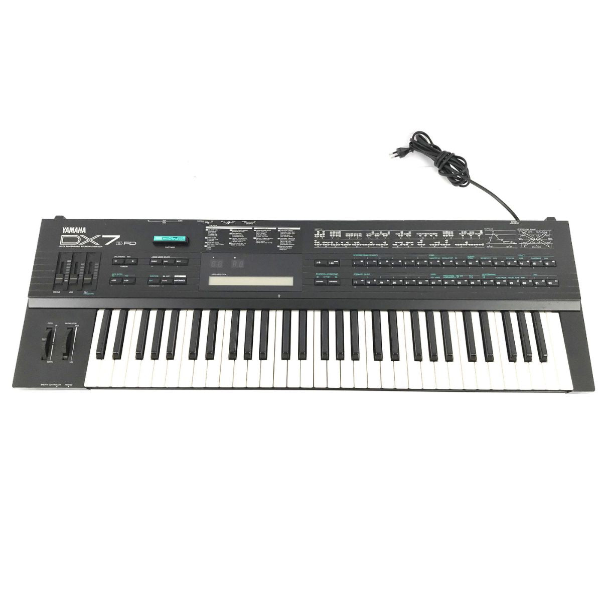 sintetizzatore a tastiera leggendario yamaha dx7 II FD usato vista frontale