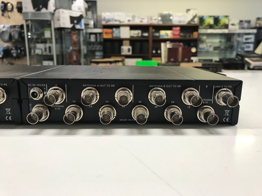 splitter antenna per radiomicrofoni akg ps4000 usato vista del retro