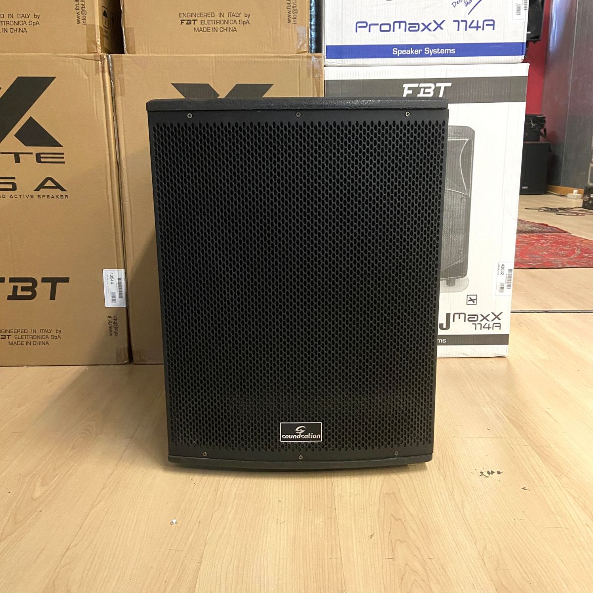 subwoofer 15 pollici usato soundsation hyper bass 15a vista frontale