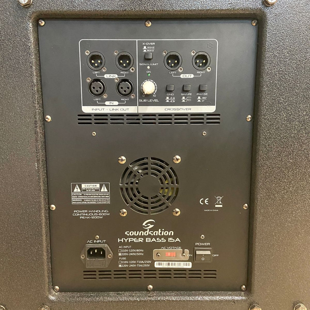 subwoofer 15 pollici usato soundsation hyper bass 15a vista delle connessioni