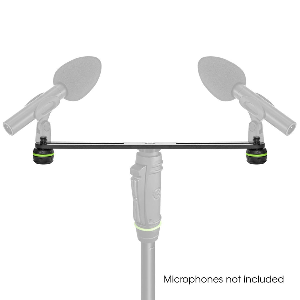 supporto per 2 microfoni su asta lungo gravity ms stb 02 vista esempio con microfoni e asta