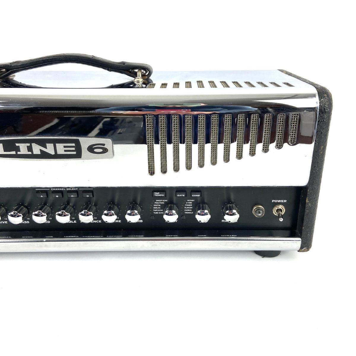 testata digitale per chitarra elettrica con pedaliera di controllo line6 hd147 usata vista frontale dx