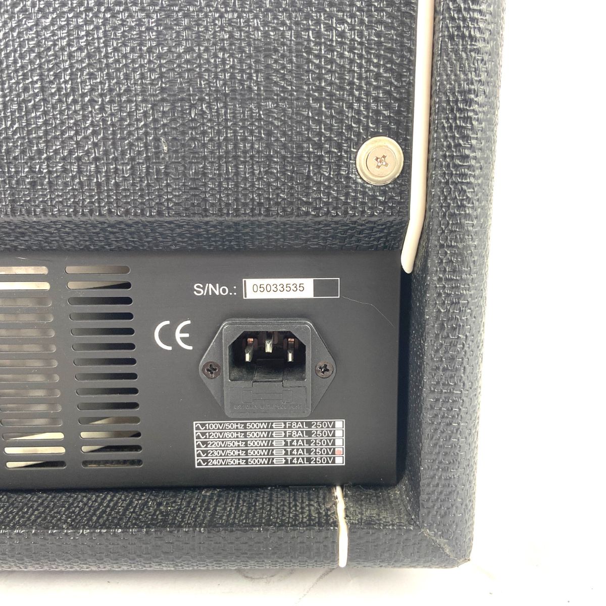 testata professionale per basso da 300W Hiwatt B300 HD usata alimentazione