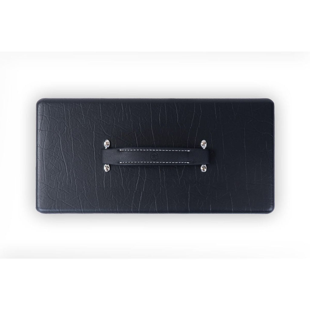 testata valvolare per chitarra elettrica da 20W Blackstar HT-20RH MKIII vista dall'alto